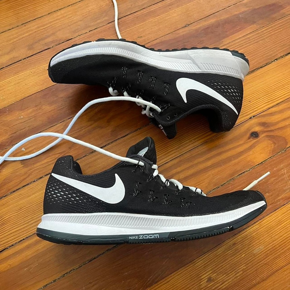 2010s Nike Air Zoom Pegasus 33 trainers size 8w